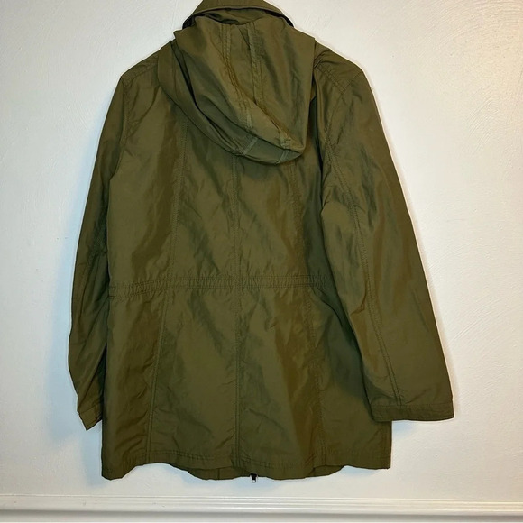 Eileen Fisher Jacket Women  M/L  Green Windbreaker Anorak Stowaway Lightweight - Picture 4 of 15